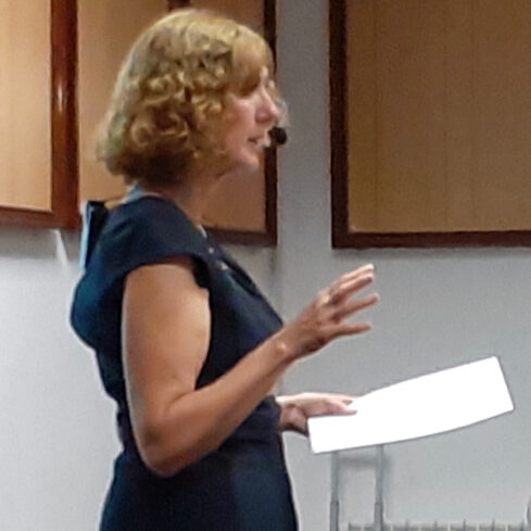 Kate addressing a crowd